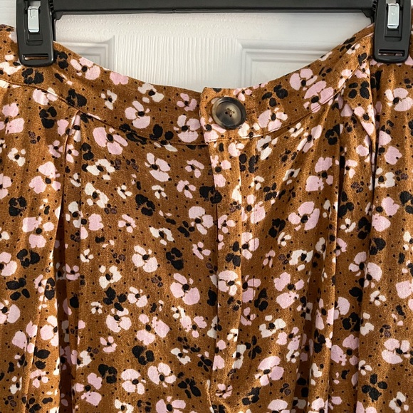 Who What Wear Brown Floral Linen Blend Midi Skirt - Picture 2 of 3